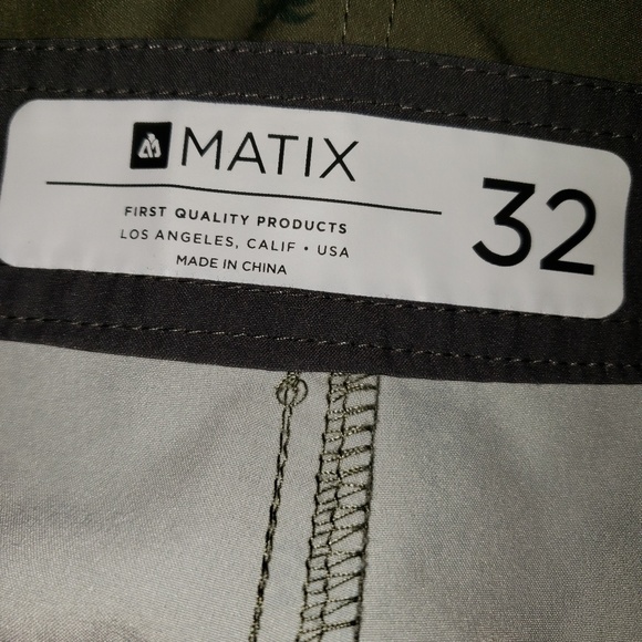 Matrix Swimtrunks size 32 - Picture 3 of 3